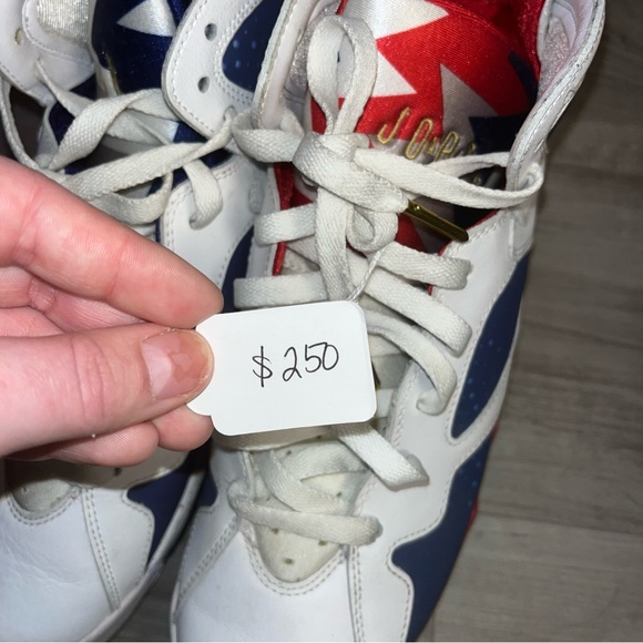 AIR JORDAN VII ALTERNATE 7Y
(Womens 8.5) - Picture 12 of 12